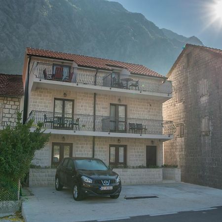 Apartments Marija Risan Zewnętrze zdjęcie