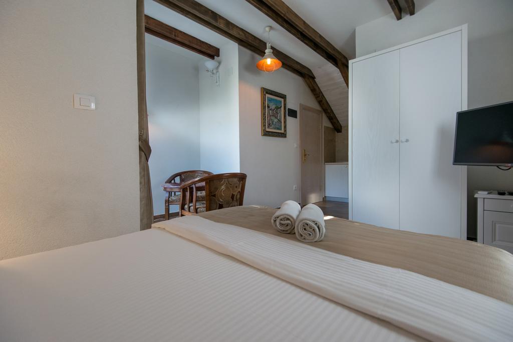 Apartments Marija Risan Zewnętrze zdjęcie
